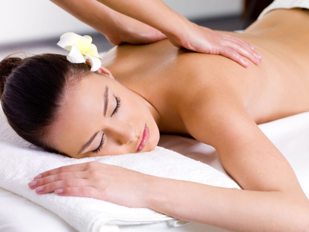 Image of Swedish massage being performed